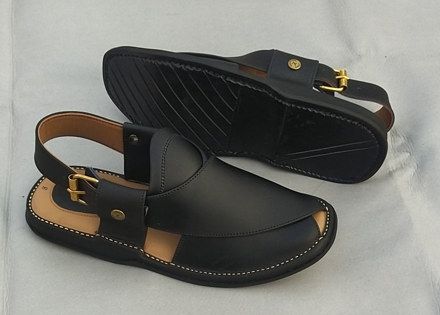 𝐆𝐨𝐆𝐨 𝐋𝐞𝐚𝐭𝐡𝐞𝐫 𝐂𝐡𝐚𝐩𝐩𝐚𝐥-Black